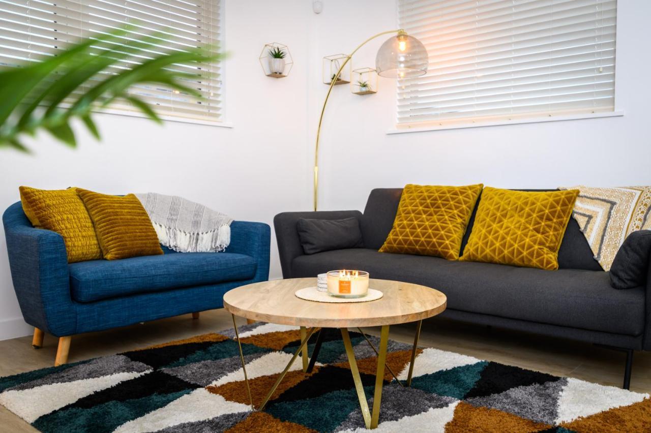 Comfy & Homely 2Bed Apartment - 5 Star Location Манчестер Экстерьер фото